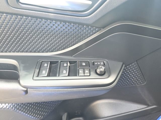 Used 2018 Toyota C-HR XLE image 10