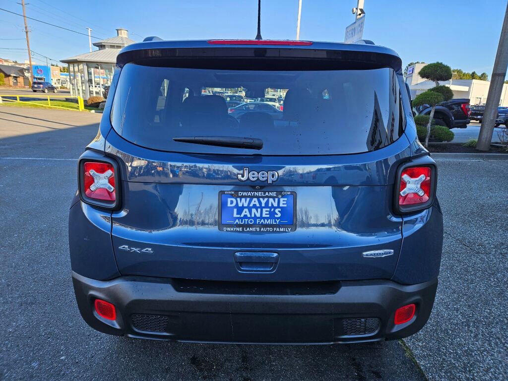 Used 2021 Jeep Renegade Latitude w/ Sun & Sound Group image 4