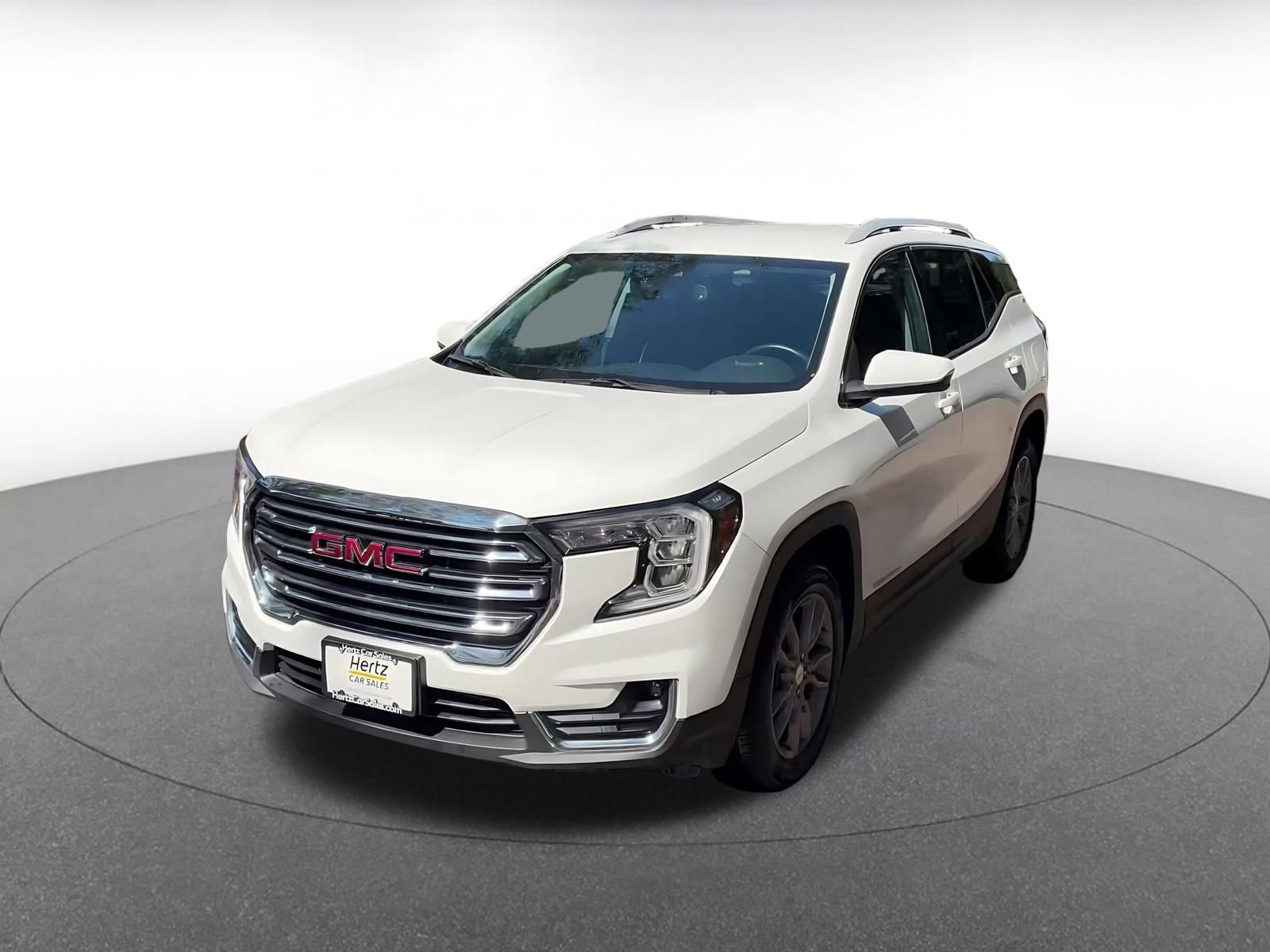 Used 2024 GMC Terrain SLT AWD/4WD image 7