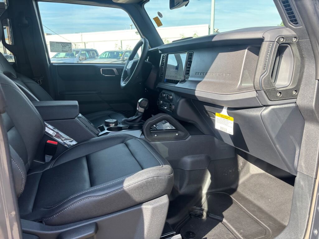 New 2025 Ford Bronco Badlands image 14