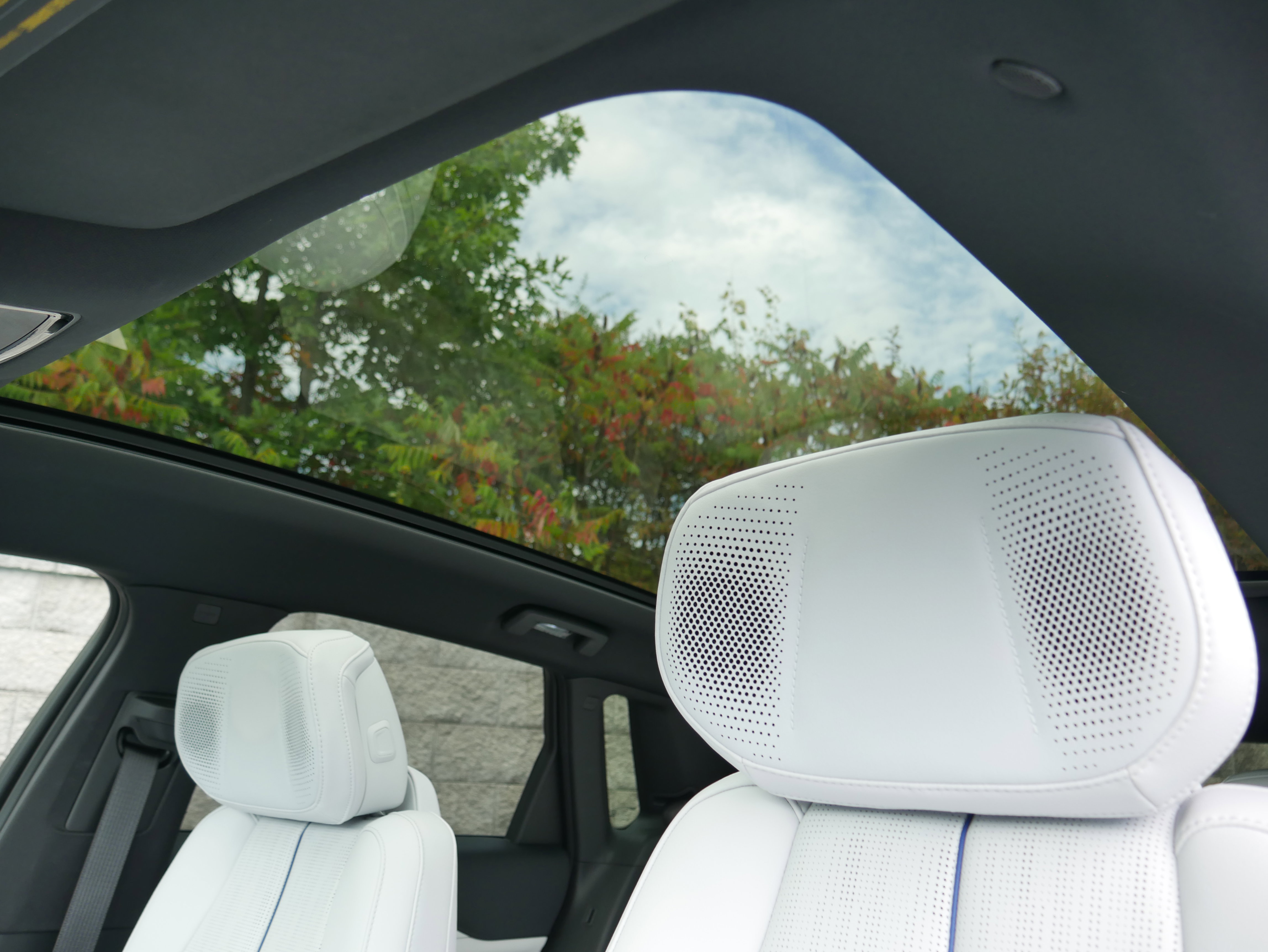 Certified 2024 Cadillac Lyriq Luxury w/ LPO, Floor Liner Package image 14