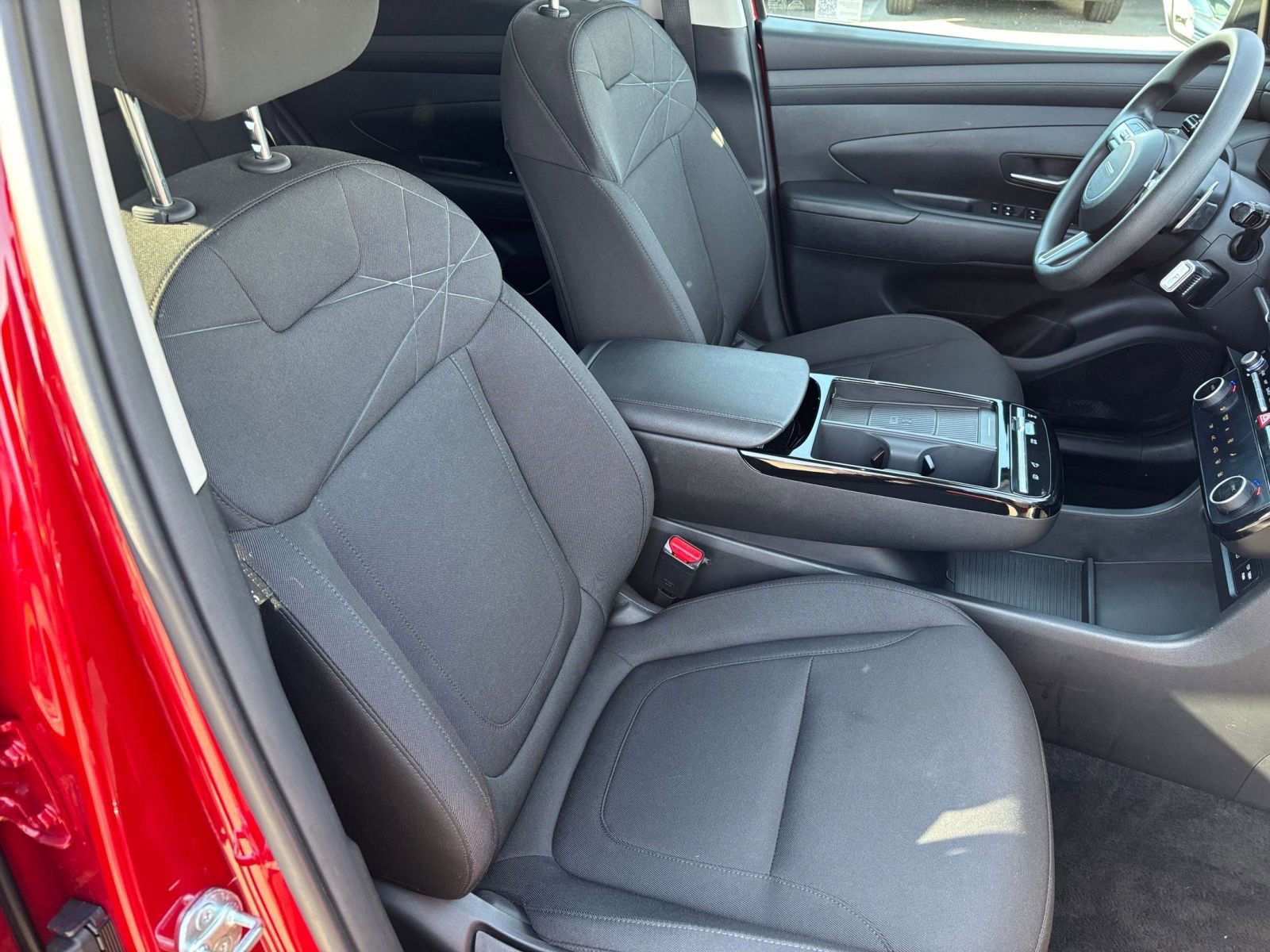 Used 2025 Hyundai Tucson Blue image 37