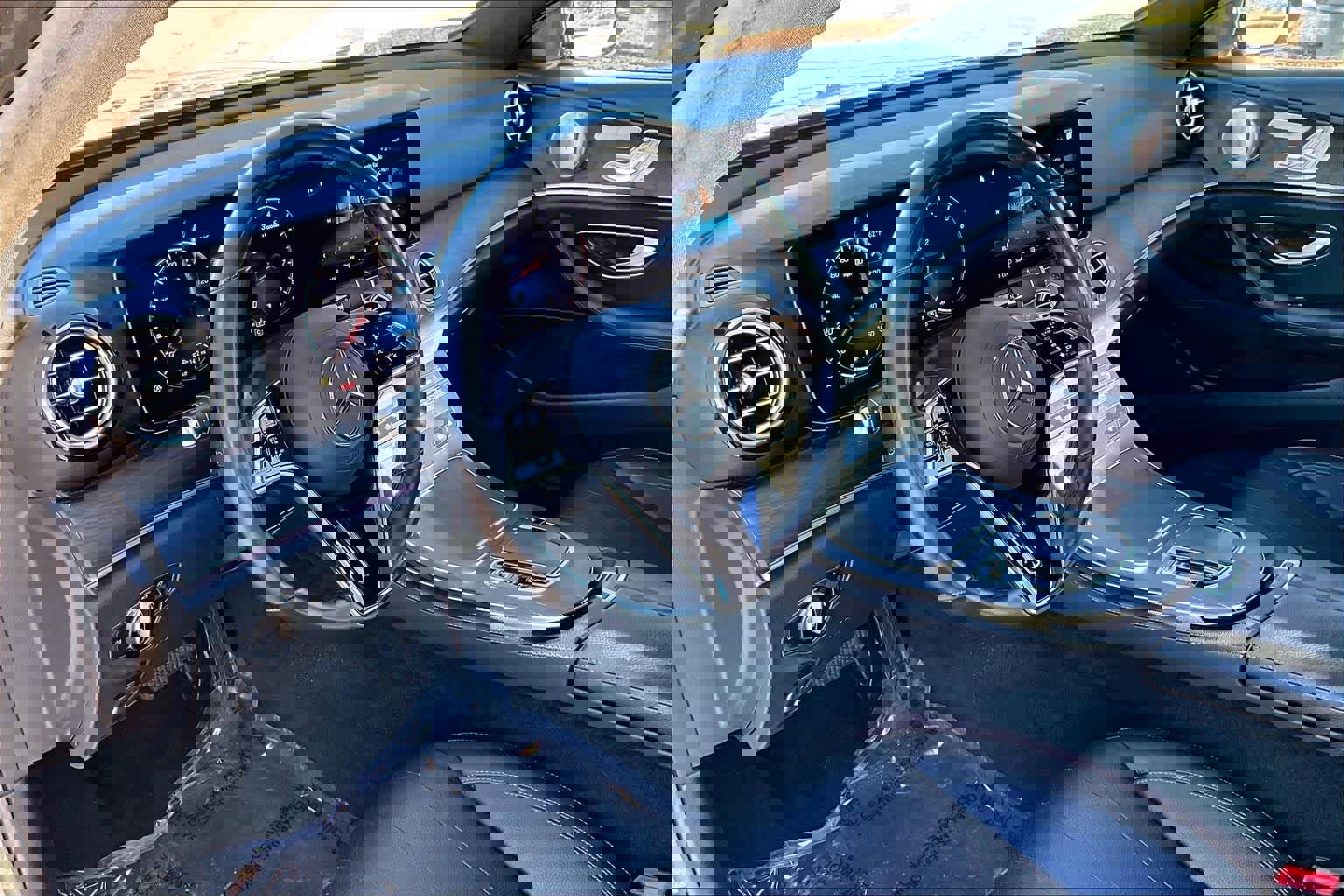 Used 2022 Mercedes-Benz E 350 4MATIC Sedan image 17