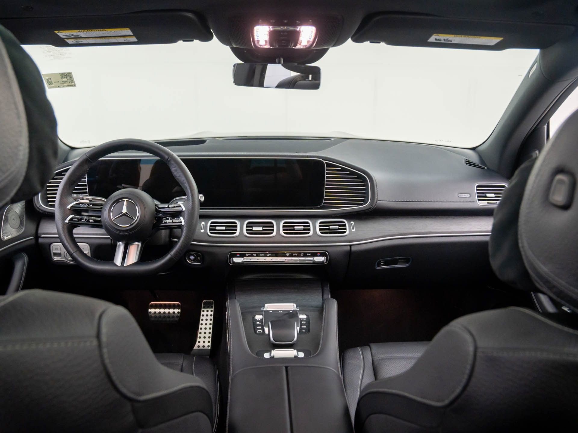 New 2026 Mercedes-Benz GLS 580 4MATIC image 10