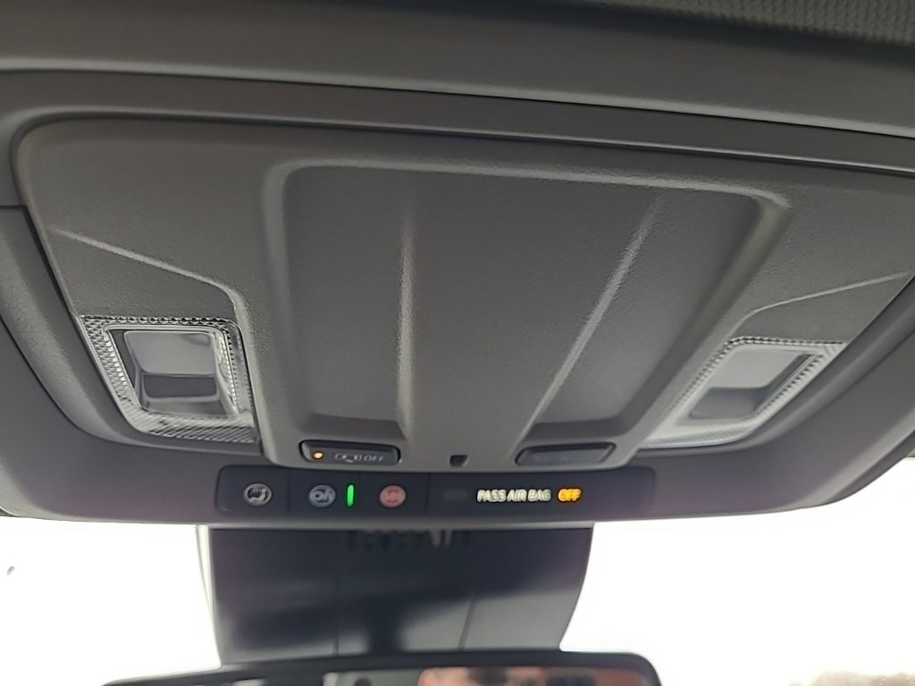 Certified 2025 GMC Sierra 1500 SLT image 34