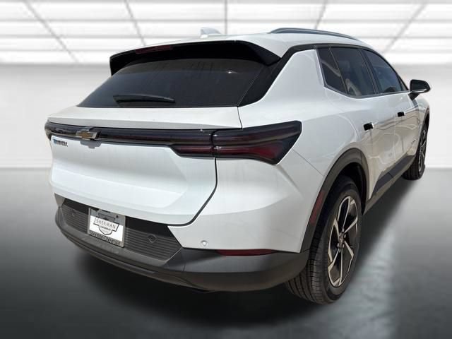 New 2026 Chevrolet Equinox EV LT FWD image 29