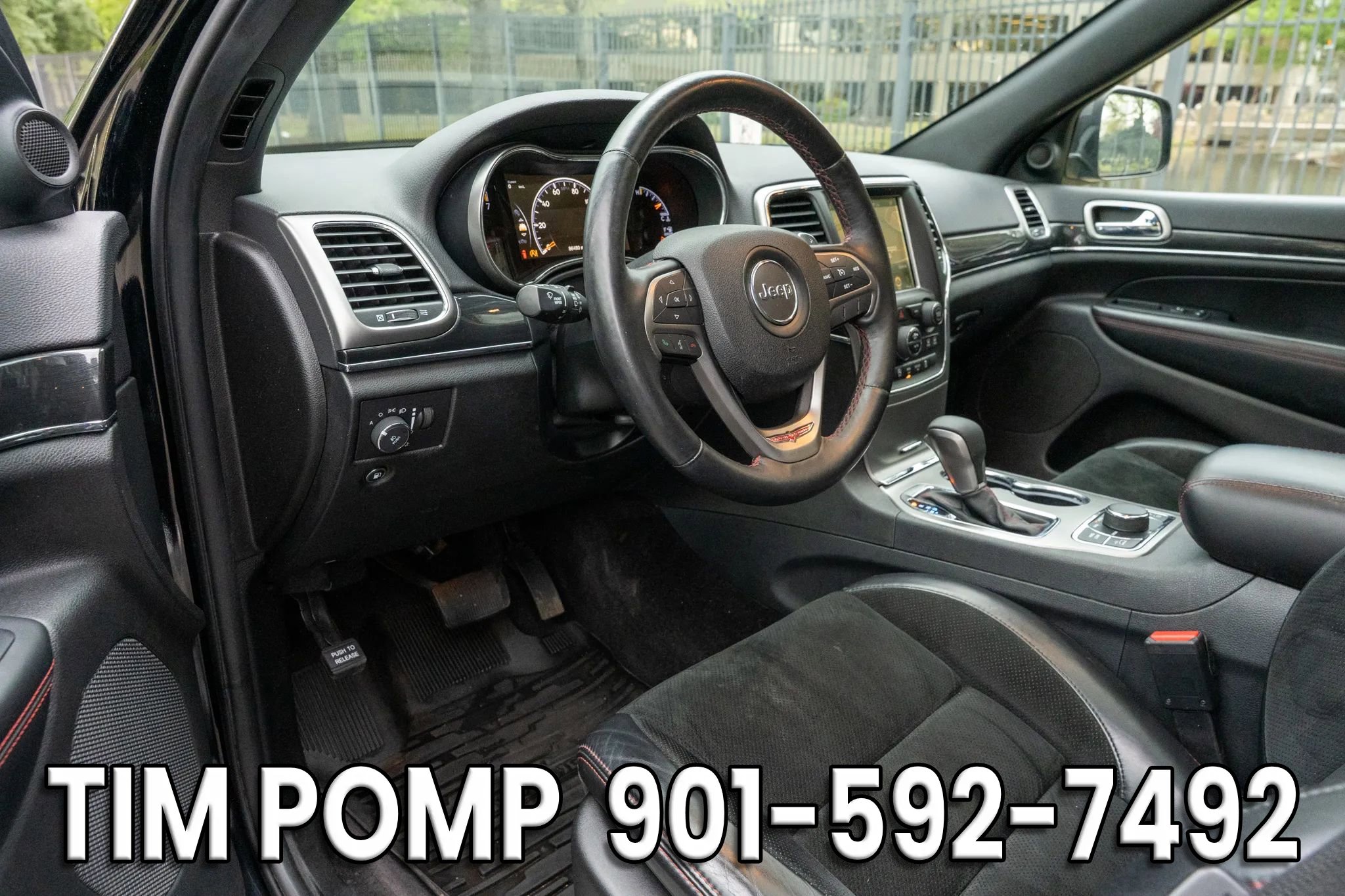 Used 2017 Jeep Grand Cherokee Trailhawk image 10