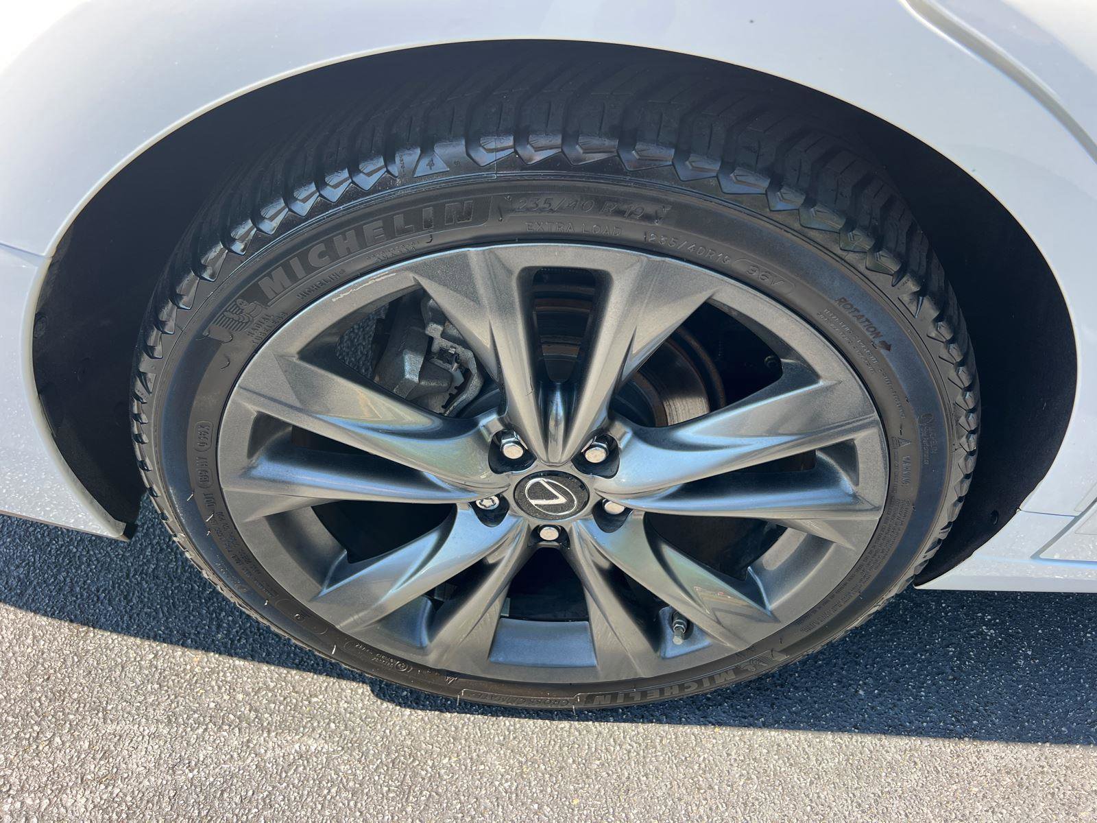 Used 2019 Lexus ES 350 F Sport w/ Accessory Package image 18