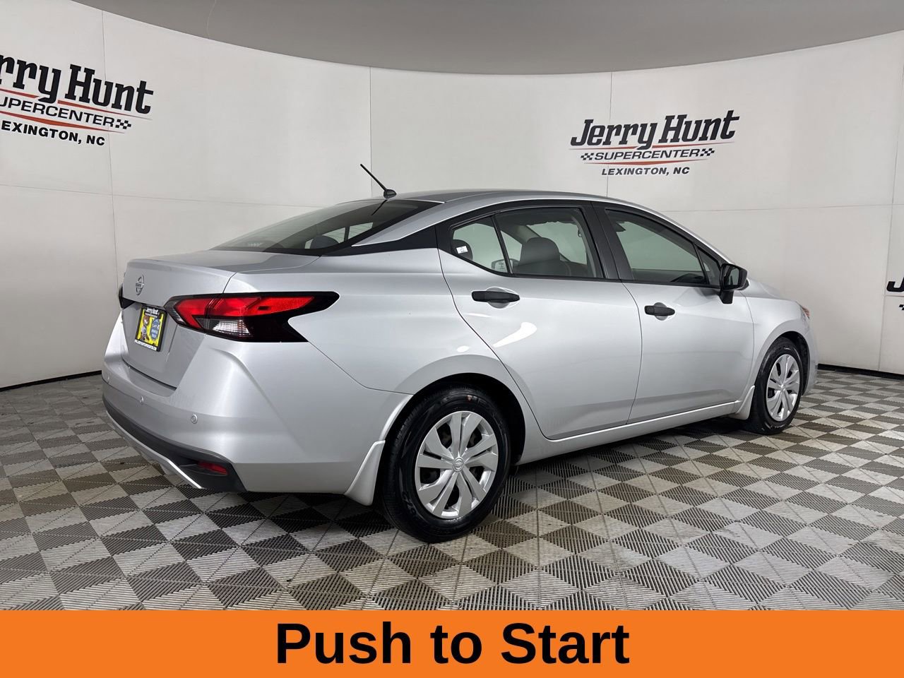 Used 2020 Nissan Versa S image 6