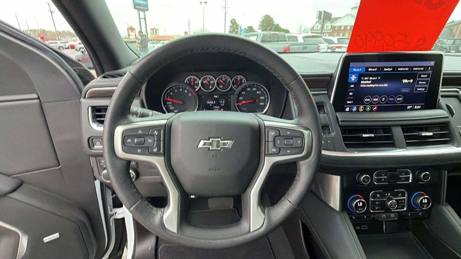 Used 2021 Chevrolet Tahoe Z71 w/ Luxury Package image 28