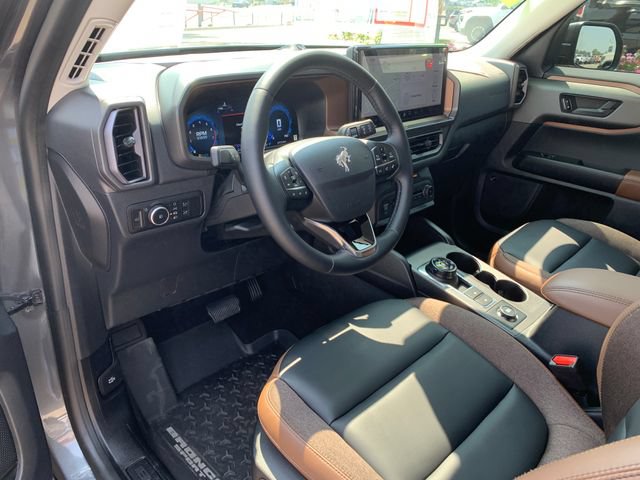 Used 2025 Ford Bronco Sport Outer Banks w/ Outer Banks Tech Package+ AWD/4WD image 24