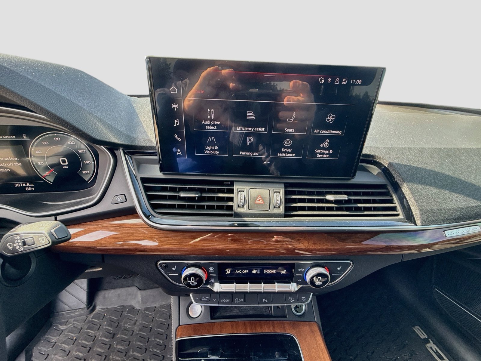 Used 2022 Audi Q5 2.0T Premium Plus w/ Premium Plus Package AWD/4WD image 12
