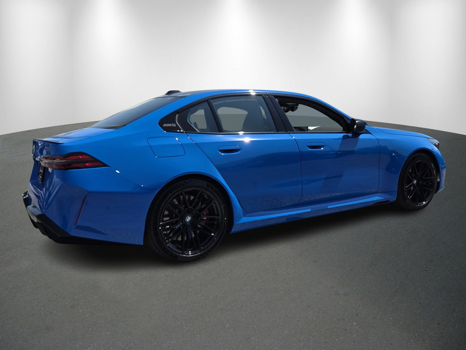 New 2026 BMW M5 w/ M Driver's Package image 7