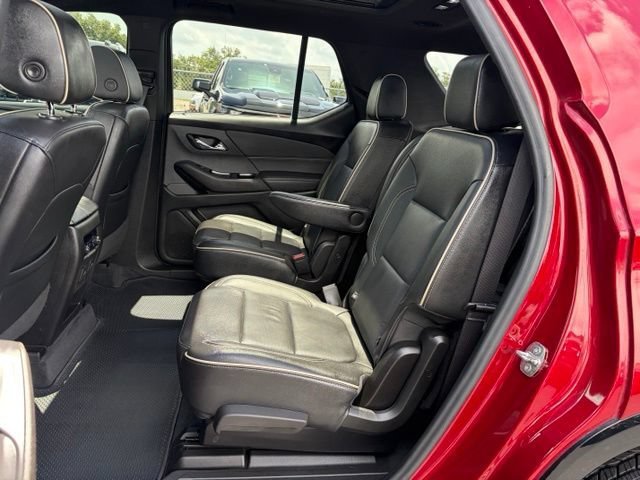 Used 2022 Chevrolet Traverse Premier w/ Redline Edition AWD/4WD image 15