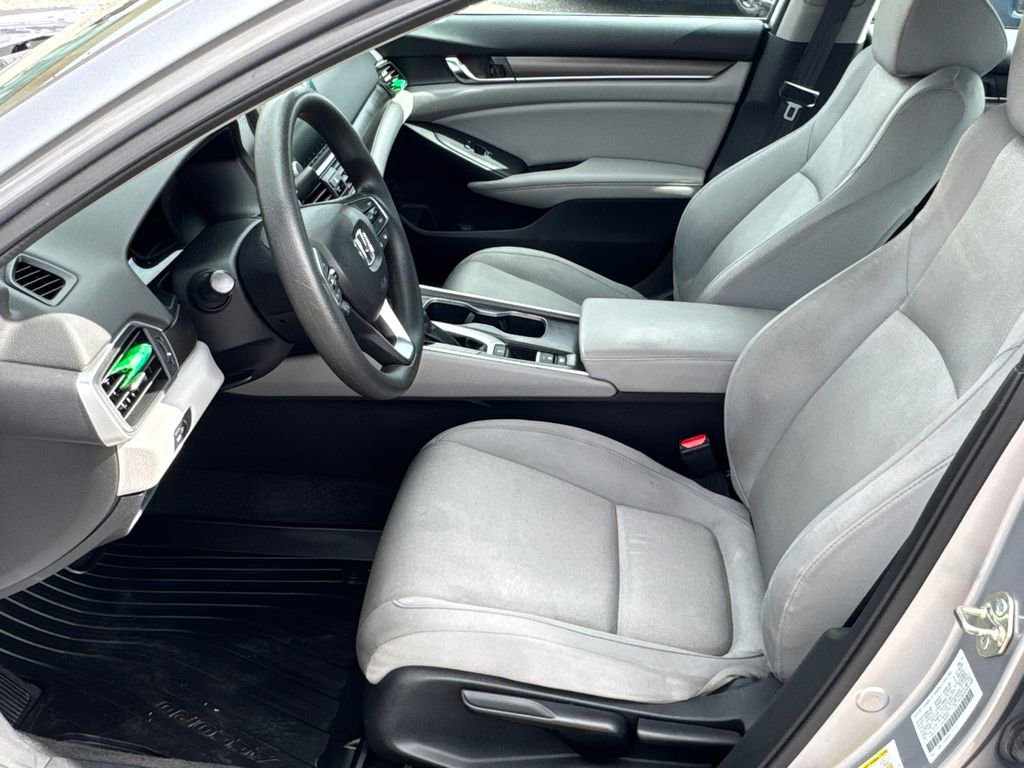 Used 2018 Honda Accord LX image 8