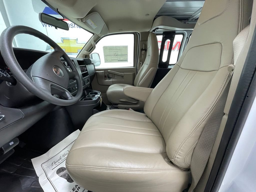 New 2026 GMC Savana 2500 RWD image 15
