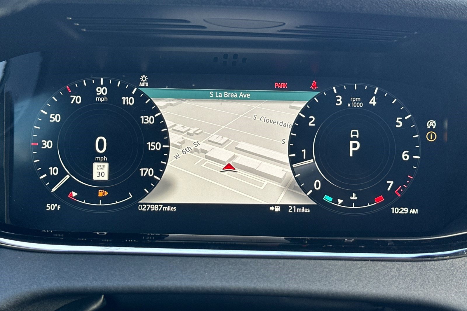 Used 2022 Land Rover Range Rover Evoque R-Dynamic SE image 19