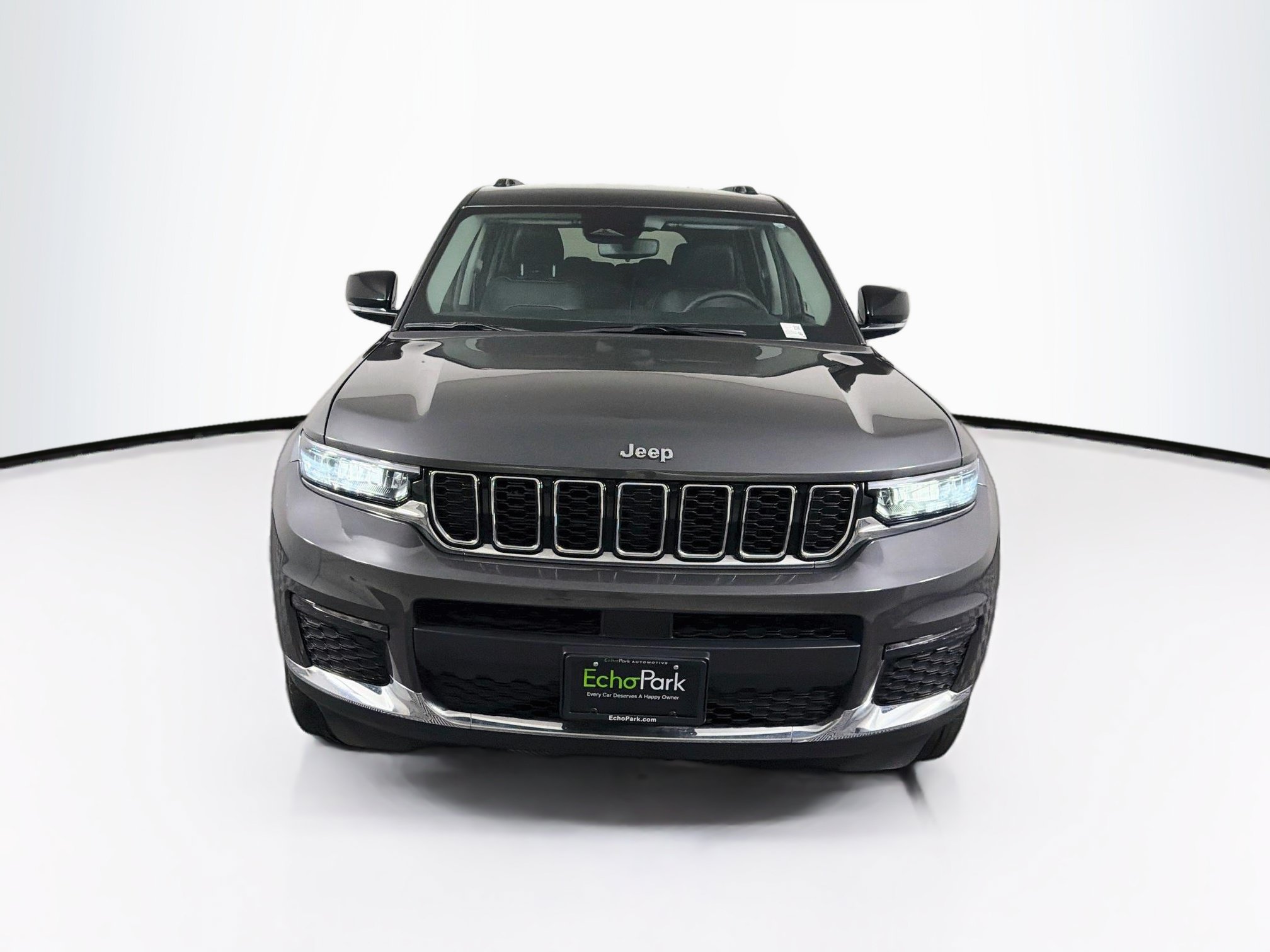 Used 2023 Jeep Grand Cherokee L Limited AWD/4WD image 2