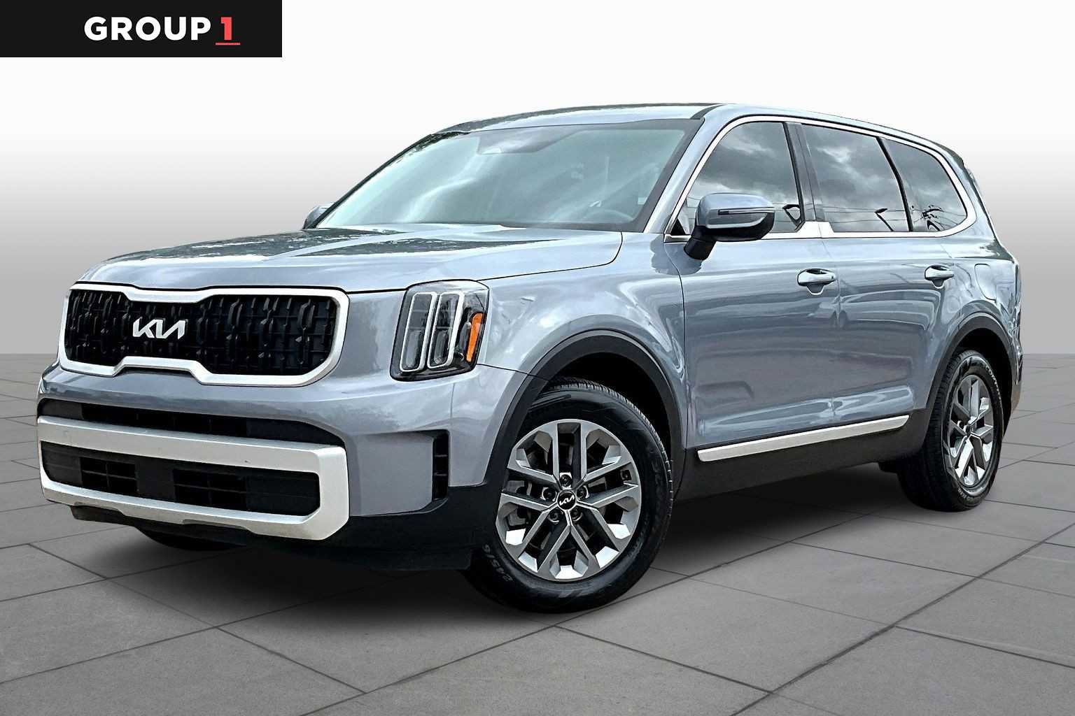 Used 2024 Kia Telluride LX image 1