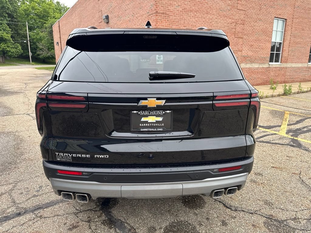New 2026 Chevrolet Traverse LT w/ Enhanced Driving Package AWD/4WD image 7