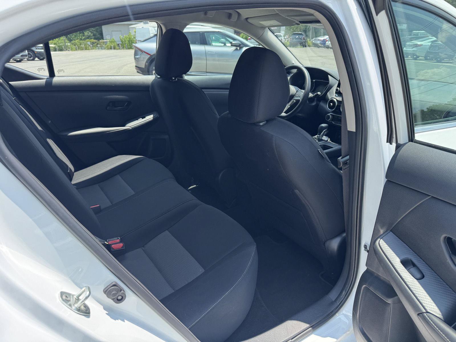 Used 2024 Nissan Sentra SV FWD image 14