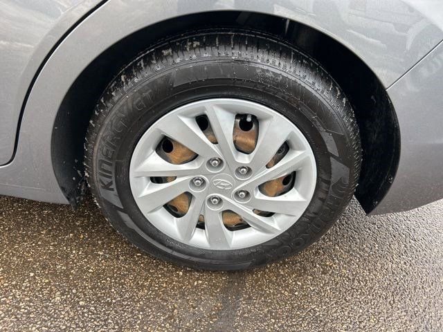 Used 2019 Hyundai Elantra SE image 42