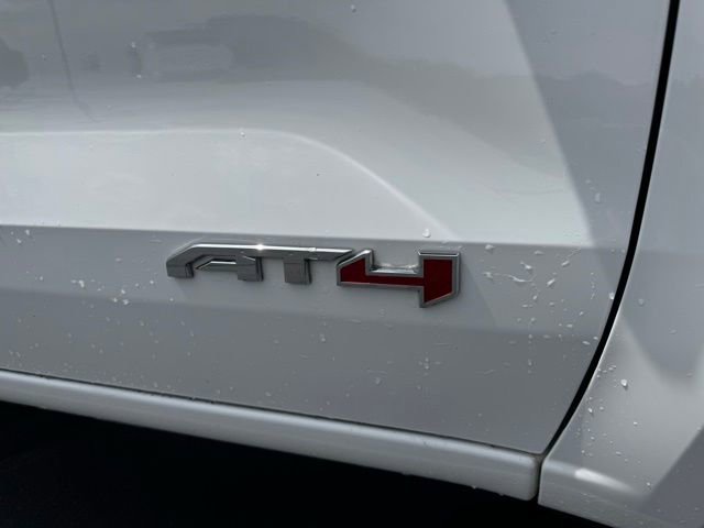Used 2024 GMC Canyon AT4 w/ AT4 Premium Package AWD/4WD image 10