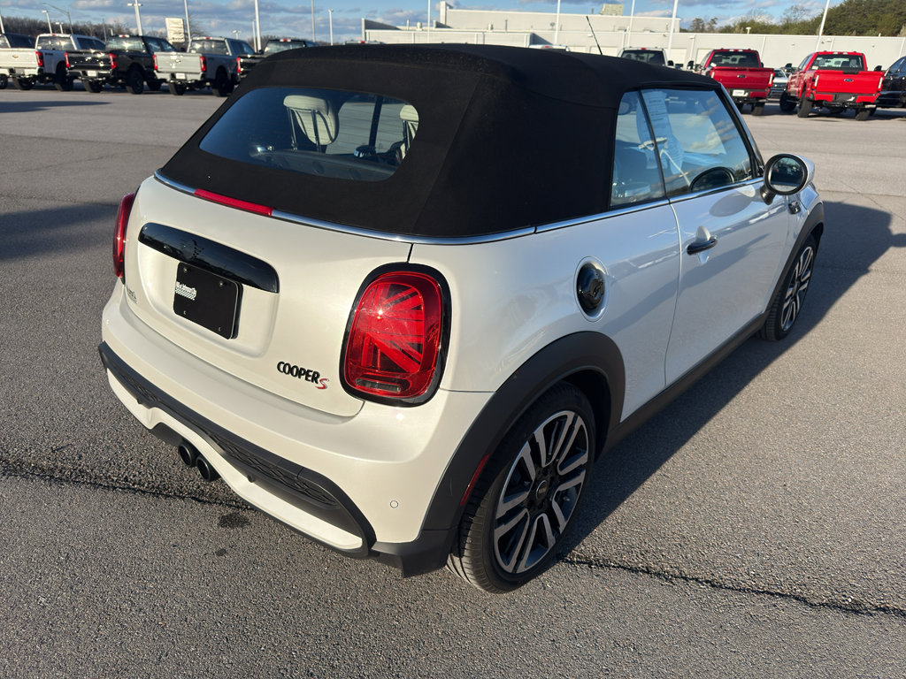 Used 2024 MINI Cooper S image 7