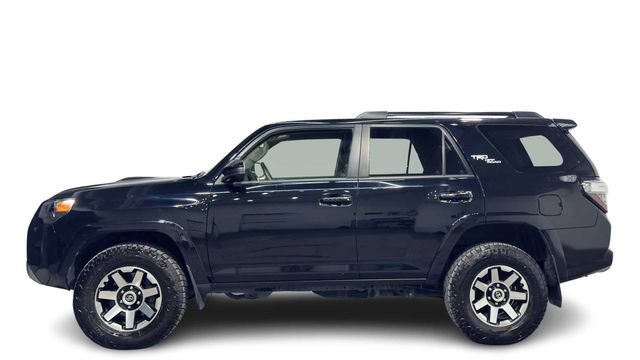 Used 2022 Toyota 4Runner TRD Off-Road AWD/4WD image 1