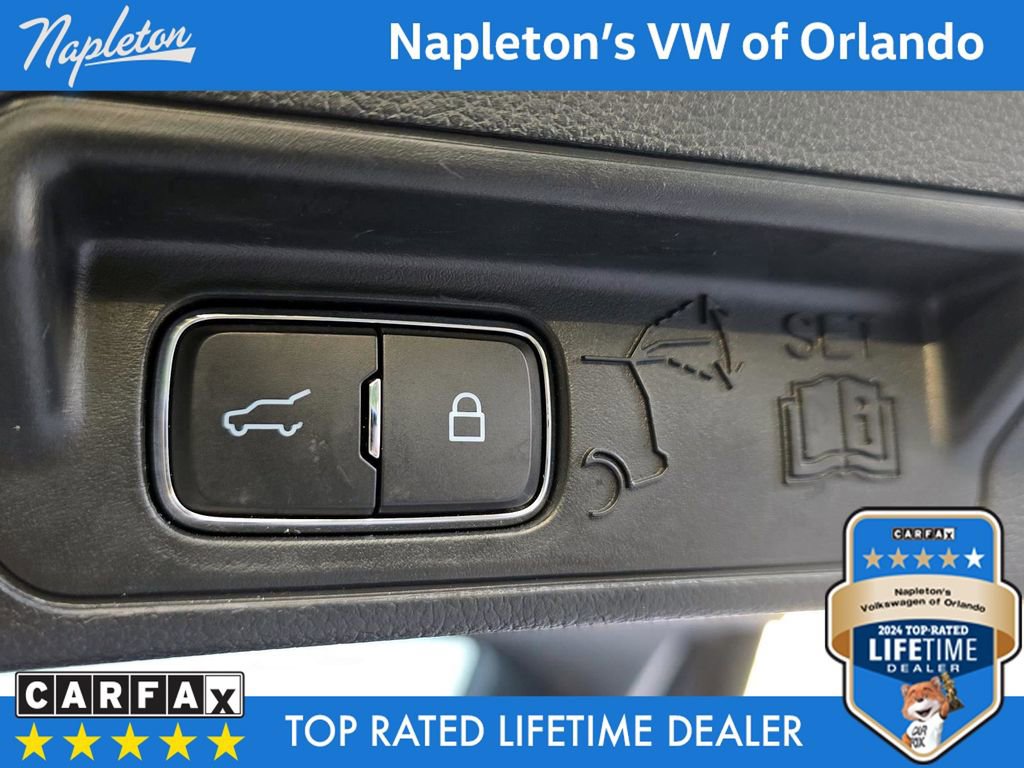 Used 2024 Ford Explorer ST-Line w/ Class IV Trailer Tow Package image 37