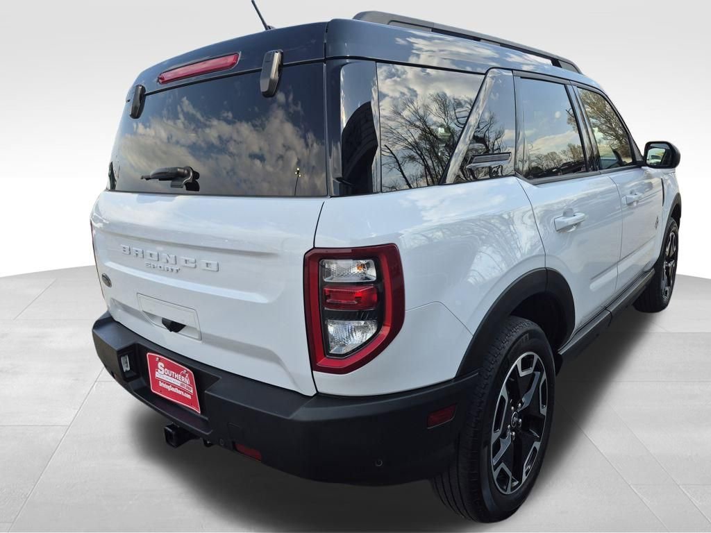 Used 2021 Ford Bronco Sport Outer Banks w/ Outer Banks Package (96D) image 10