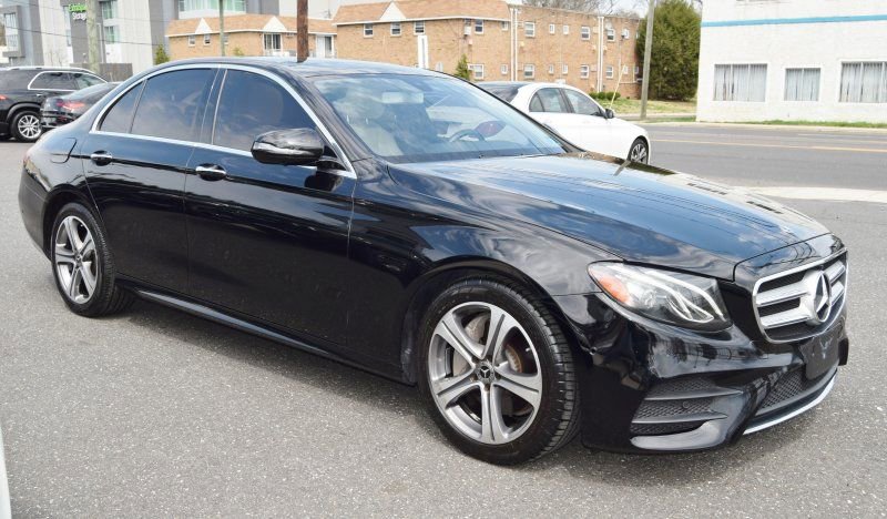 Used 2020 Mercedes-Benz E 350 4MATIC Sedan image 11