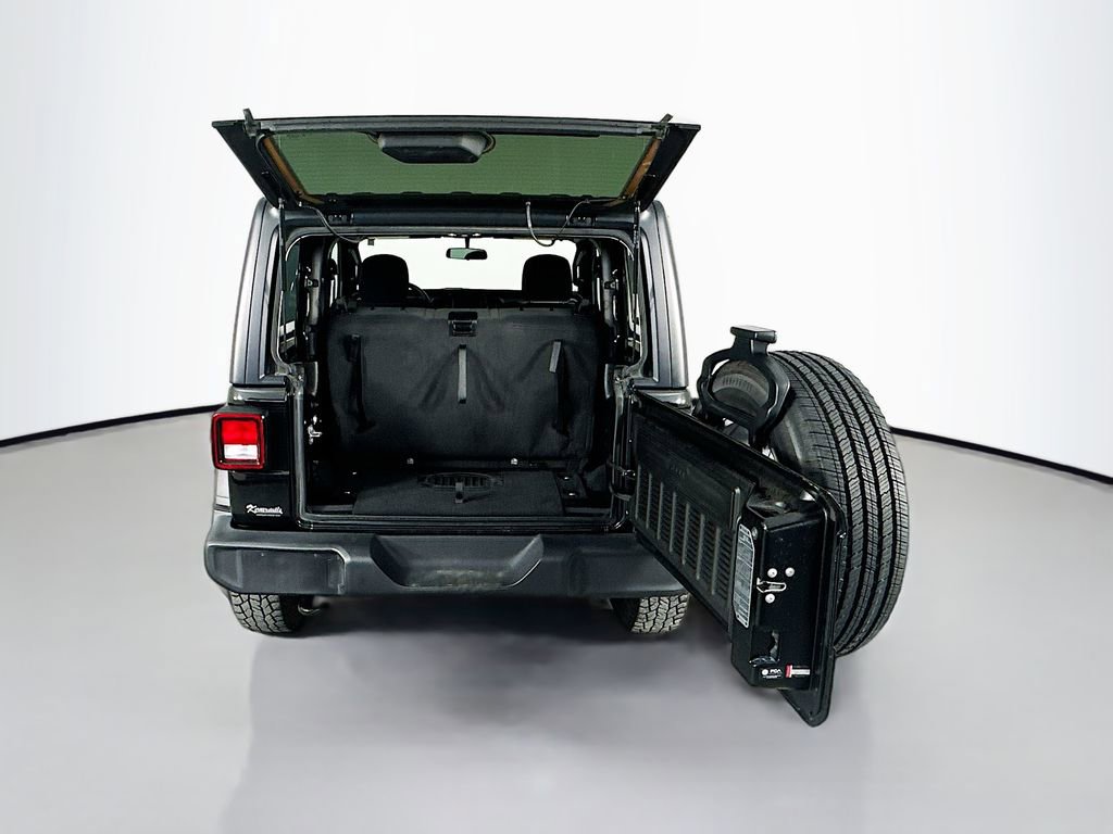 Used 2022 Jeep Wrangler Sport S image 29