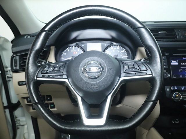 Used 2020 Nissan Rogue SV w/ Sun & Sound Touring Package image 23