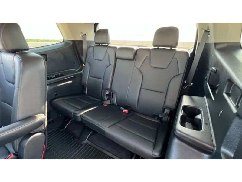 Used 2022 Kia Telluride S image 27