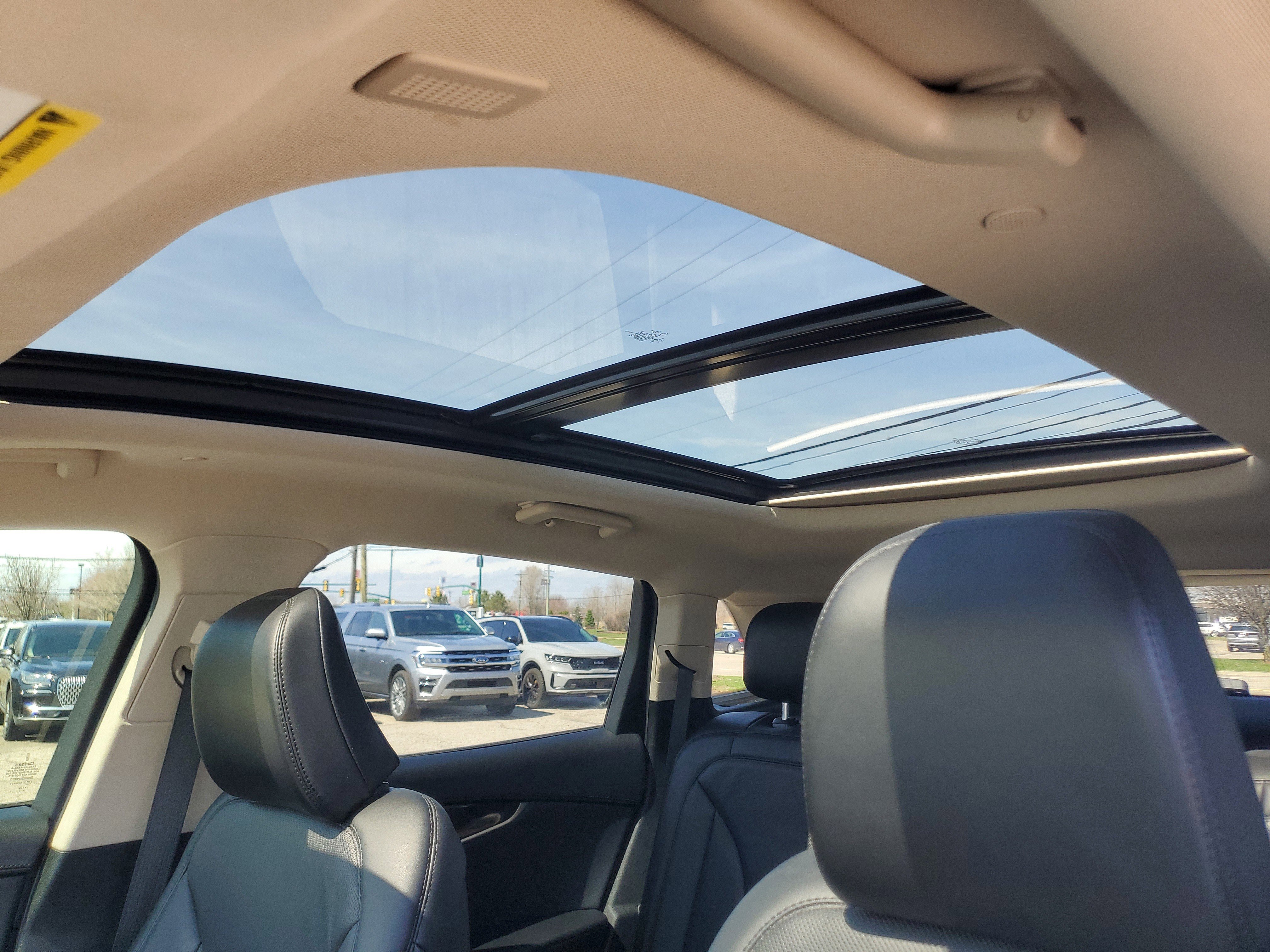 Certified 2022 Lincoln Nautilus Reserve AWD/4WD image 11