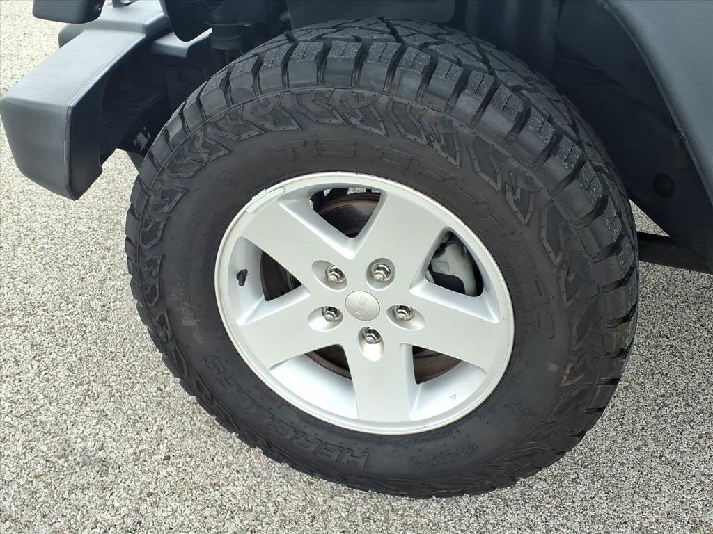 Used 2018 Jeep Wrangler Unlimited Sport S AWD/4WD image 14