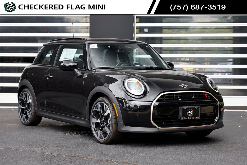 Used 2025 MINI Cooper S FWD image 1
