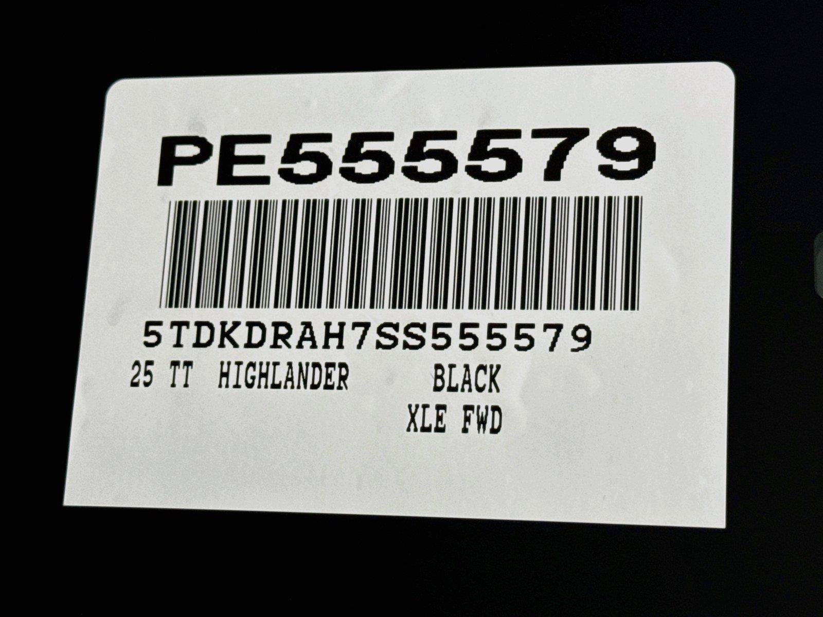 Certified 2025 Toyota Highlander XLE FWD image 46