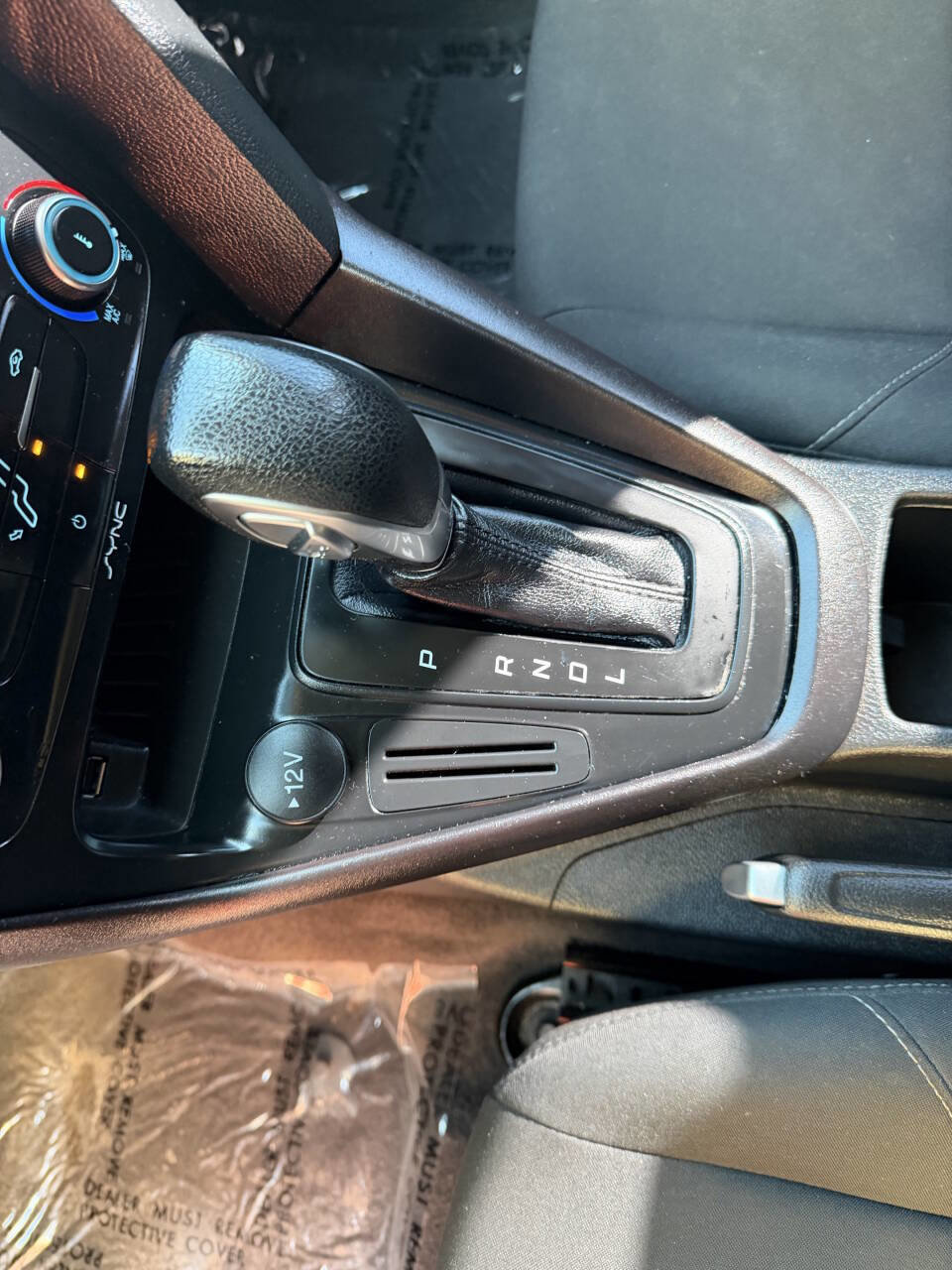 Used 2018 Ford Focus S FWD image 25