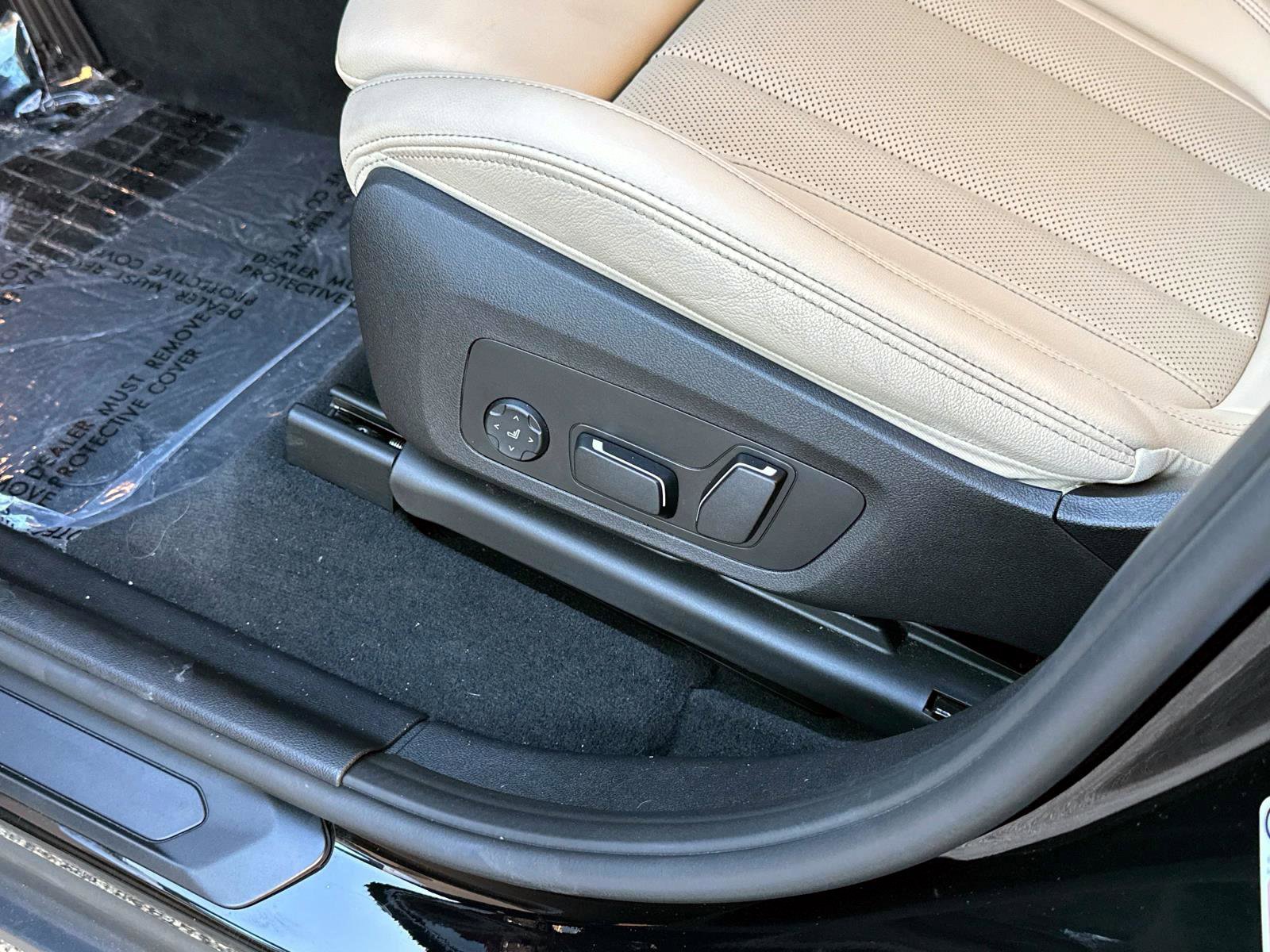 Used 2024 BMW X3 sDrive30i w/ Convenience Package image 20