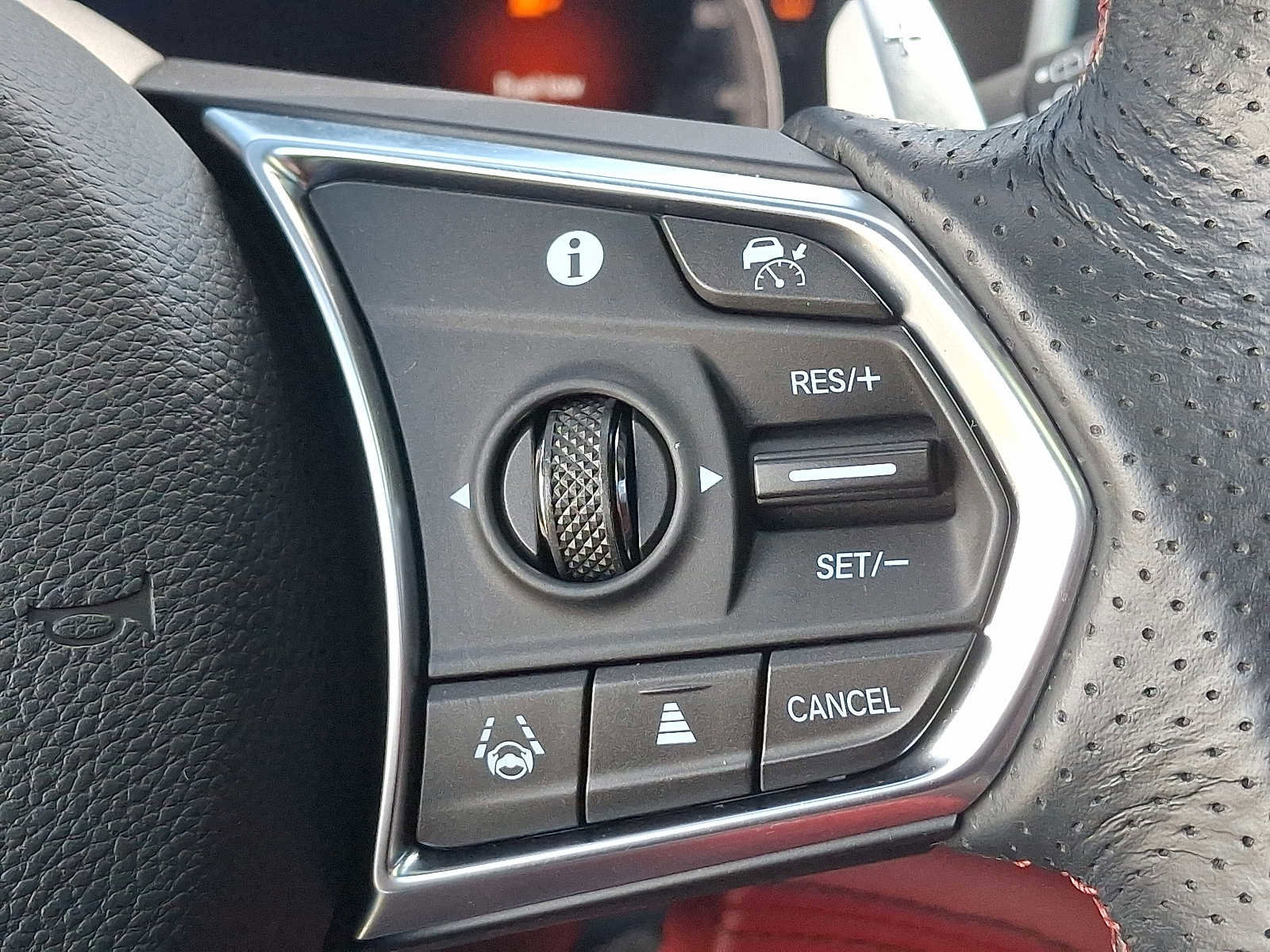 Used 2023 Acura MDX A-Spec image 24