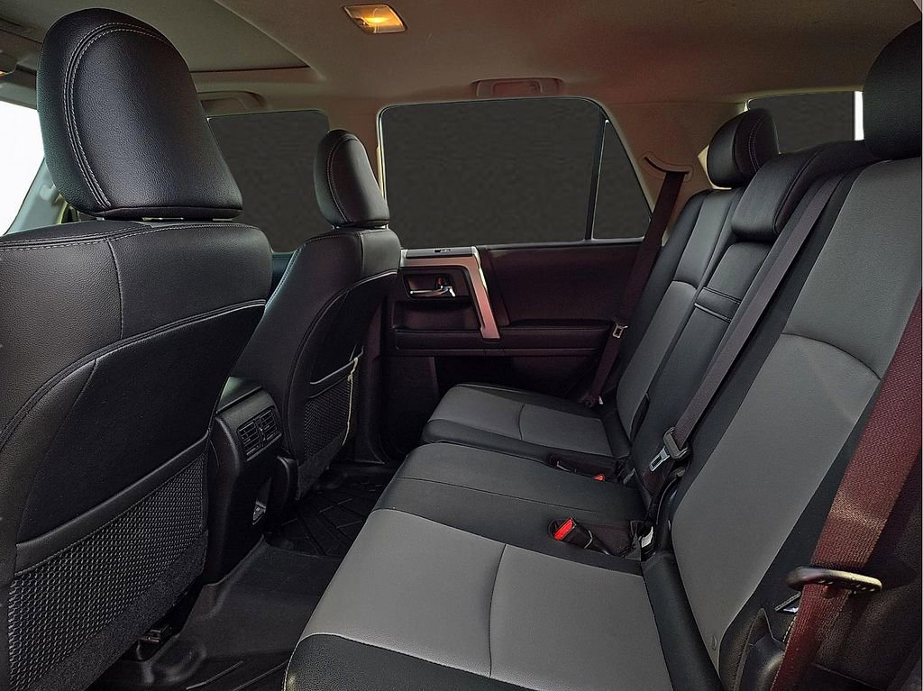 Used 2024 Toyota 4Runner SR5 Premium w/ Moonroof Package RWD image 10