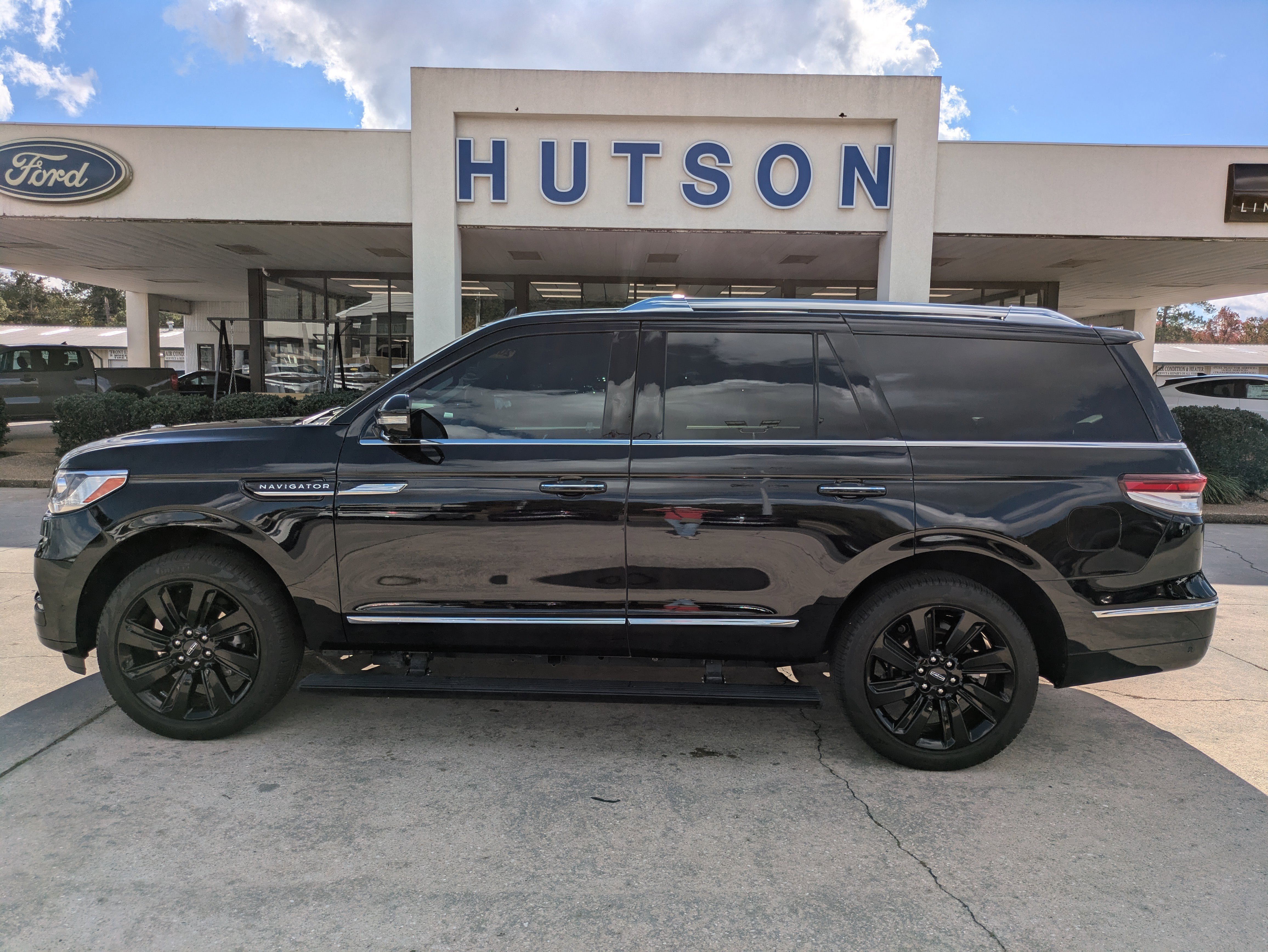 Used 2023 Lincoln Navigator Reserve
