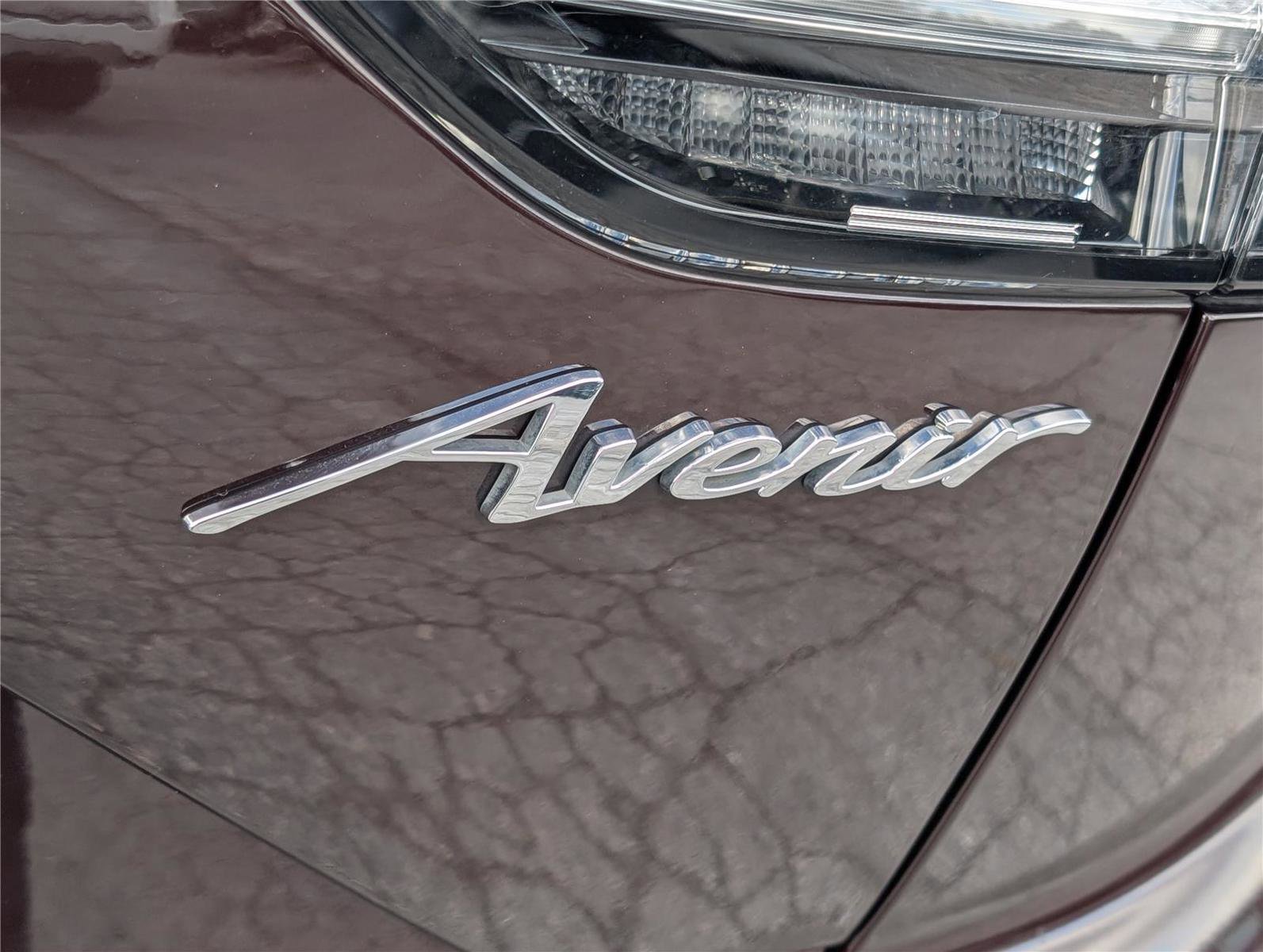 Used 2023 Buick Envision Avenir image 10