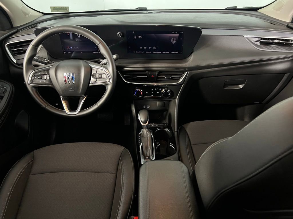 Used 2025 Buick Encore GX Preferred image 12