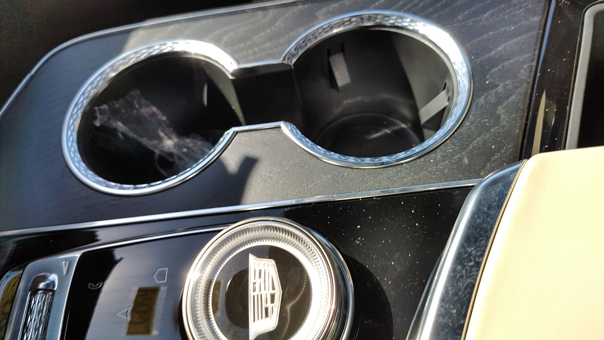 New 2026 Cadillac Lyriq Signature Luxury image 21