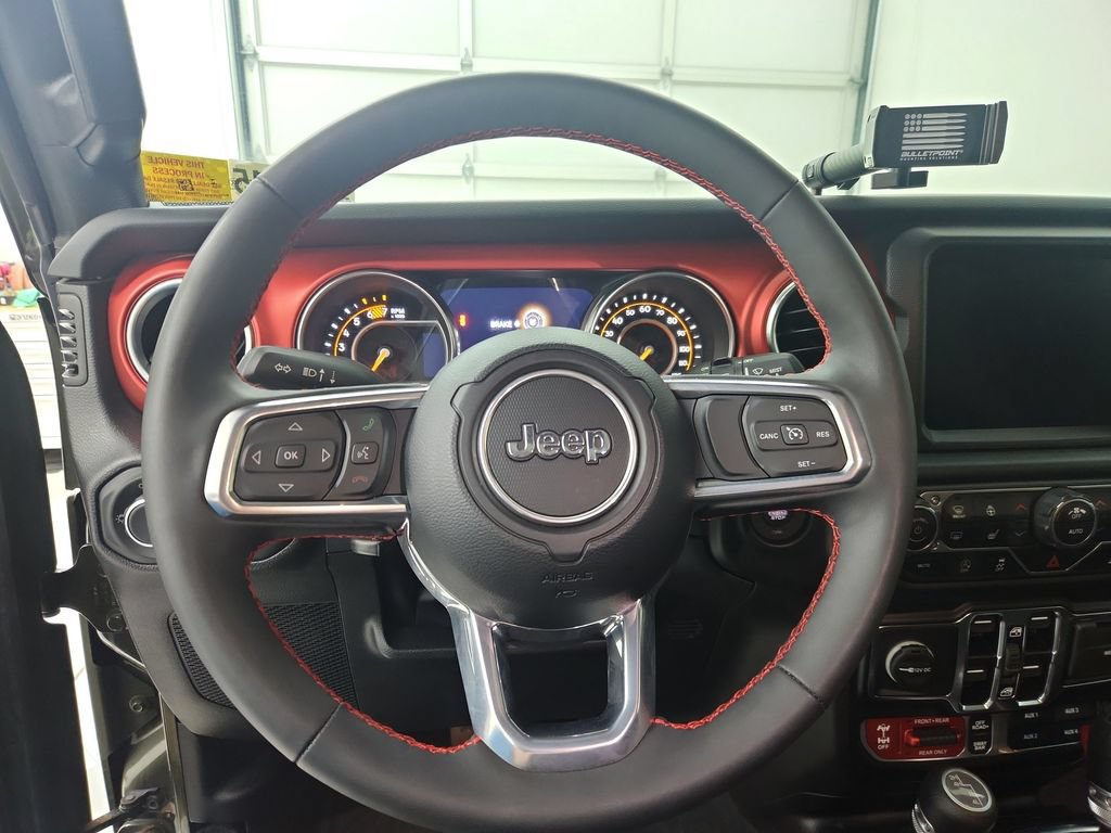 Used 2023 Jeep Wrangler Unlimited Rubicon w/ Cold Weather Group AWD/4WD image 25