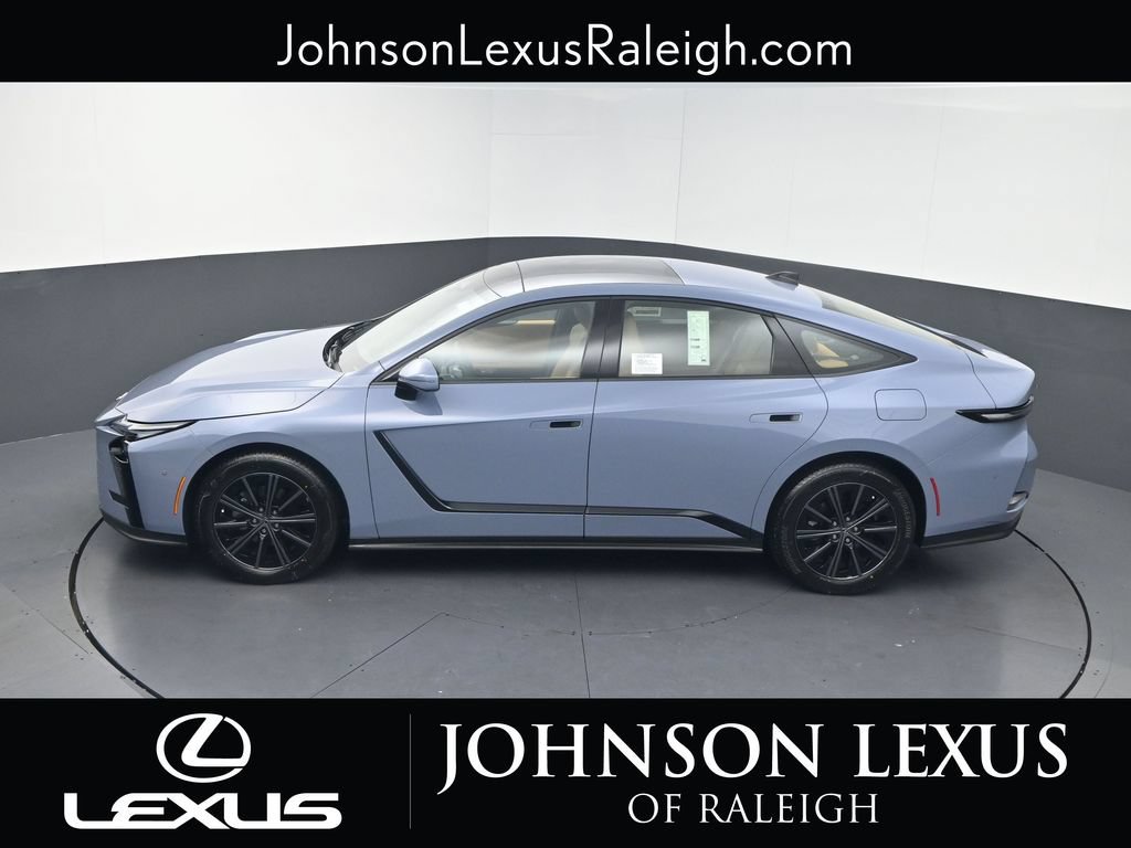New 2027 Lexus ES 350h AWD image 30