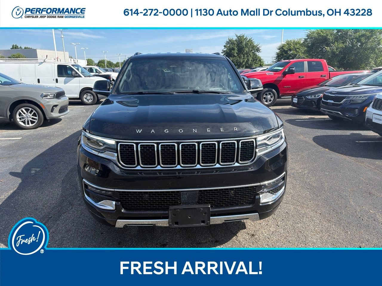 Used 2024 Jeep Wagoneer L Series III w/ Flexible Seating Group AWD/4WD image 9